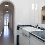 Apartment Casa Flavia Center - 5 Minutes To And 4 Air Conditioning