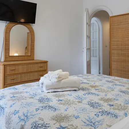 شقة Casa Flavia - Center - 5 Minutes To - For 6 People, Ideally Located In The Heart Of Positano, With Terrace, 2 Bathrooms And 3 Bedrooms بوسيتانو