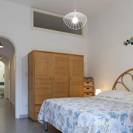 Casa Flavia Center - 5 Minutes To And 4 Air Conditioning بوسيتانو