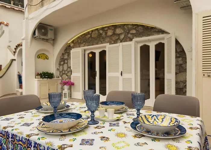 Διαμέρισμα Casa Flavia Center - 5 Minutes To And 4 Air Conditioning *